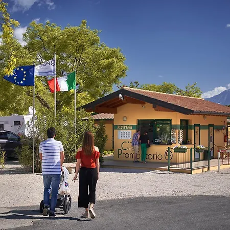 Promontorio Camping 2*