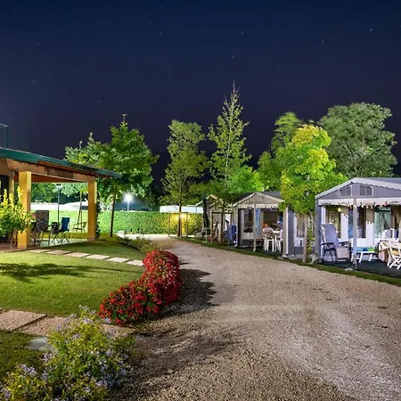 Camping Promontorio 2*